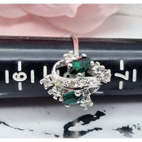 Cocktail Ring Silver Tone Clear Crystal & Green Marquise Fashion Jewelry Size 8 - Picture 8 of 8